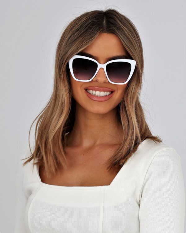 SELENA Okulary damskie przeciwsłoneczne SELENA Okulary damskie przeciwsłoneczne