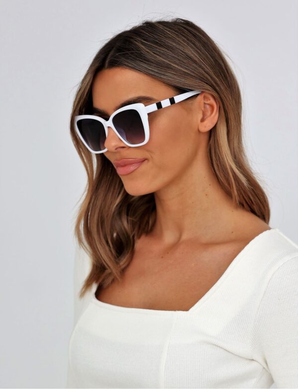 SELENA Okulary damskie przeciwsłoneczne SELENA Okulary damskie przeciwsłoneczne