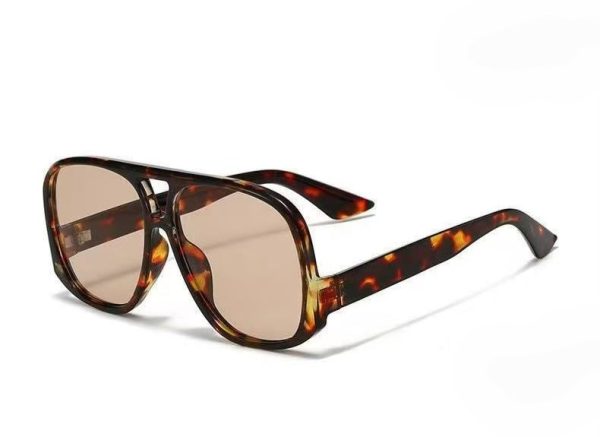 mmexport1762273415131-min mmexport1762273415131-min